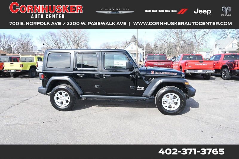 2021 Jeep Wrangler Unlimited IslanderImage 1