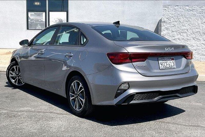 Used 2023 Kia Forte LXSImage 10