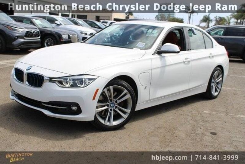 2018 BMW 3 Series 330e IperformanceImage 11