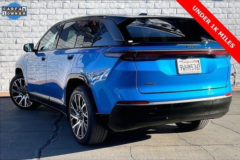 2025 Jeep Wagoneer S LimitedImage 10