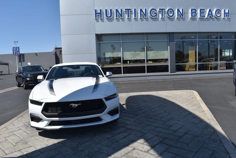 New 2025 Ford Mustang EcoBoostImage 17