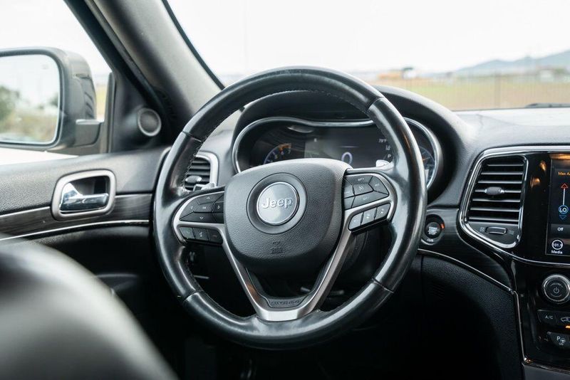 Used 2019 Jeep Grand Cherokee Limited XImage 23