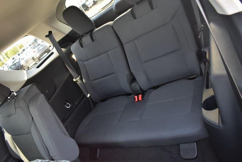 New 2025 Ford Explorer ActiveImage 8