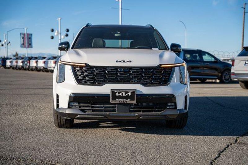 New 2026 Kia Sorento Plug-In Hybrid EXImage 2