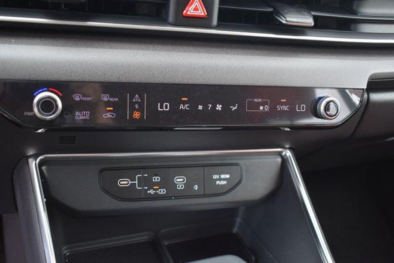 New 2026 Kia Carnival EXImage 31