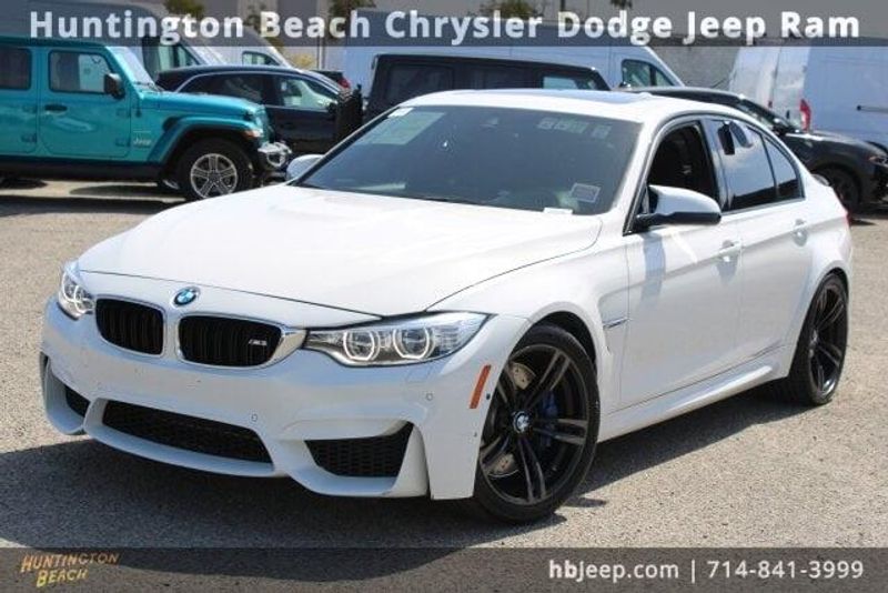 2015 BMW M3 BaseImage 9
