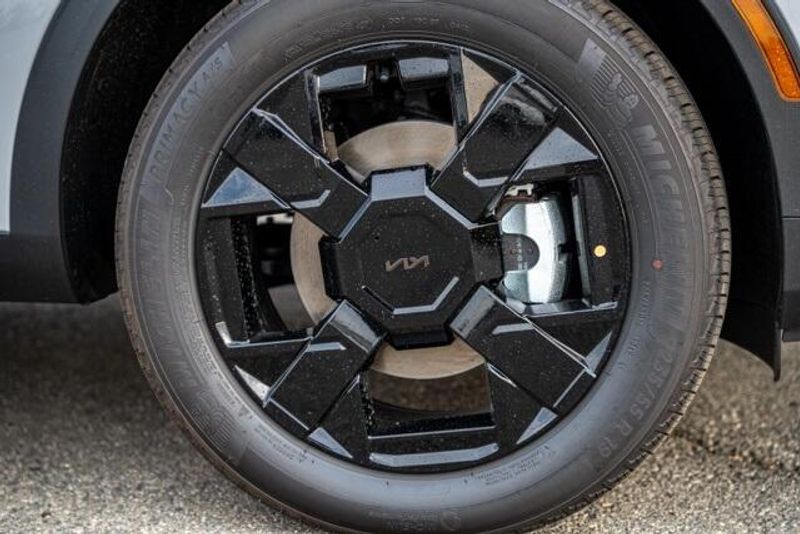 New 2026 Kia Sportage Plug-In Hybrid X-Line PrestigeImage 10