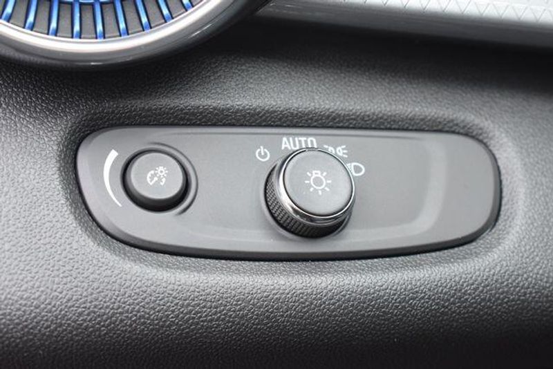 New 2026 Chevrolet Trax LTImage 22