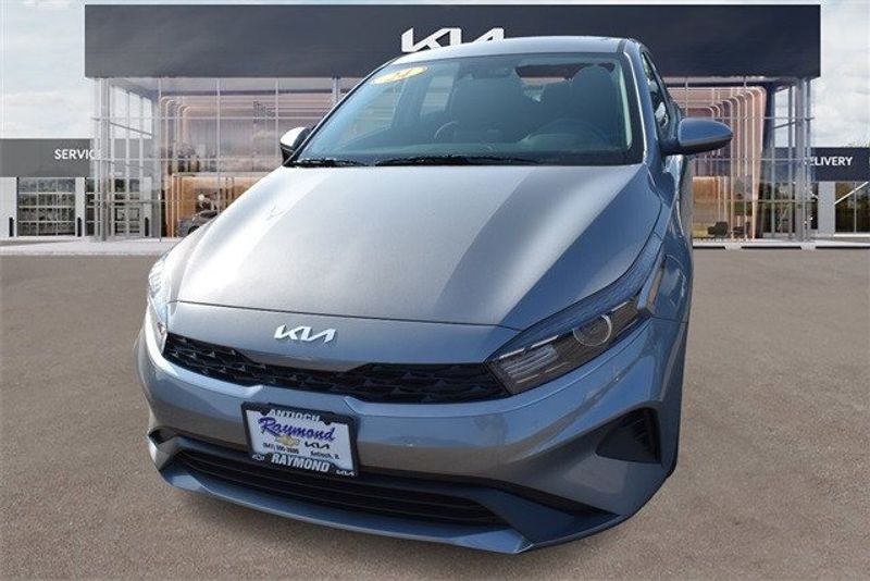 2024 Kia Forte LXSImage 8