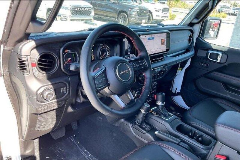 New 2027 Jeep Wrangler 4-door MoabImage 6