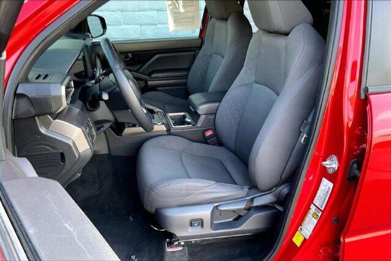 Used 2025 Toyota Tacoma SR5Image 24