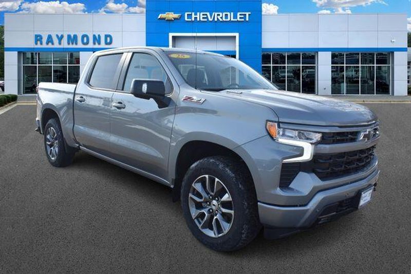 New 2025 Chevrolet Silverado 1500 RSTImage 11