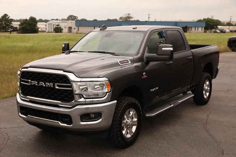 2024 RAM 2500 Big HornImage 3