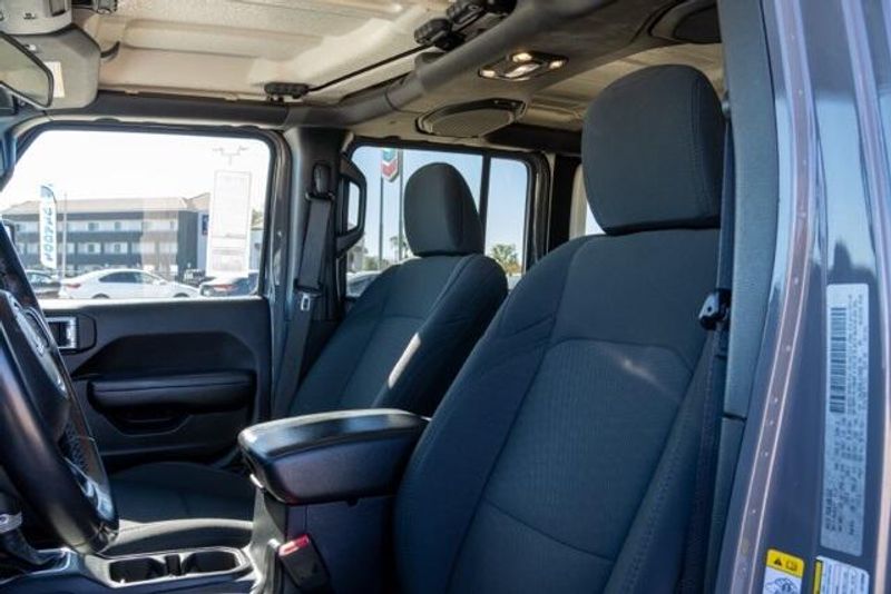 Used 2020 Jeep Wrangler Unlimited Sport SImage 12