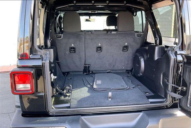 Used 2021 Jeep Wrangler Unlimited SportImage 34