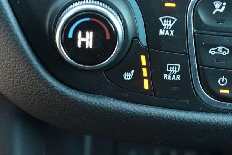 Used 2023 Chevrolet Equinox RSImage 30