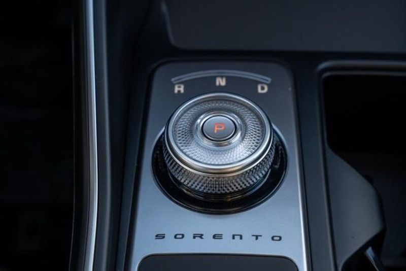 New 2026 Kia Sorento Hybrid EXImage 18