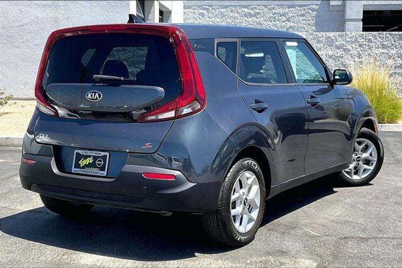 Used 2021 Kia Soul SImage 13