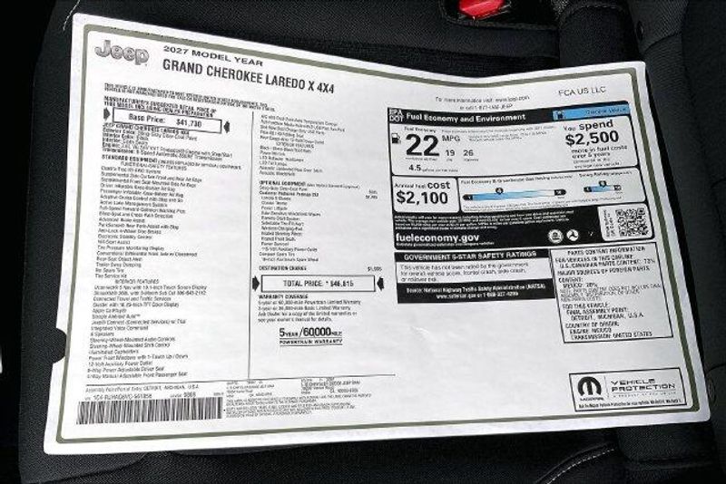 New 2027 Jeep Grand Cherokee Laredo X 4x4Image 15