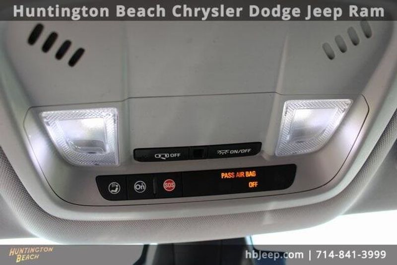 2018 Chevrolet Volt LTImage 28