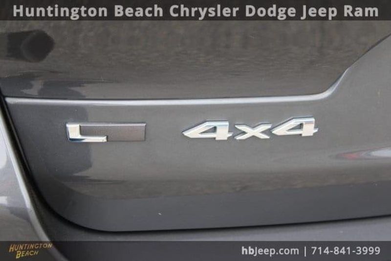 2022 Jeep Grand Cherokee L LimitedImage 9