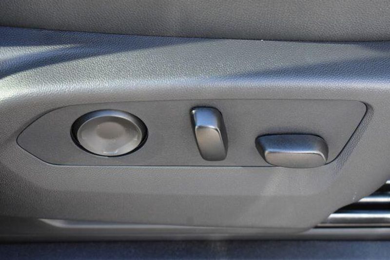 New 2026 Chevrolet Suburban High CountryImage 16