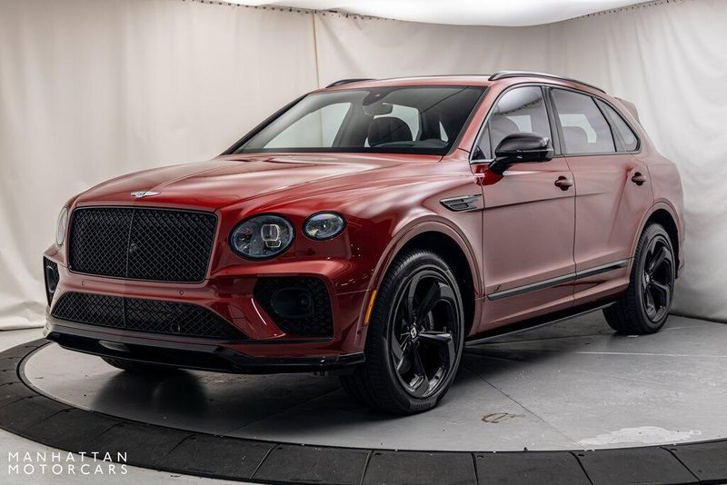 2022 Bentley Bentayga SImage 1