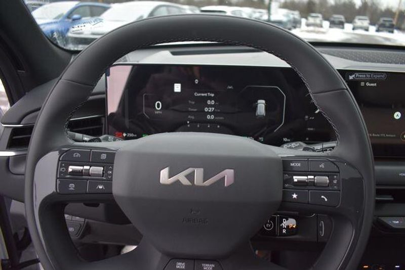 New 2026 Kia EV9 GT-LineImage 32