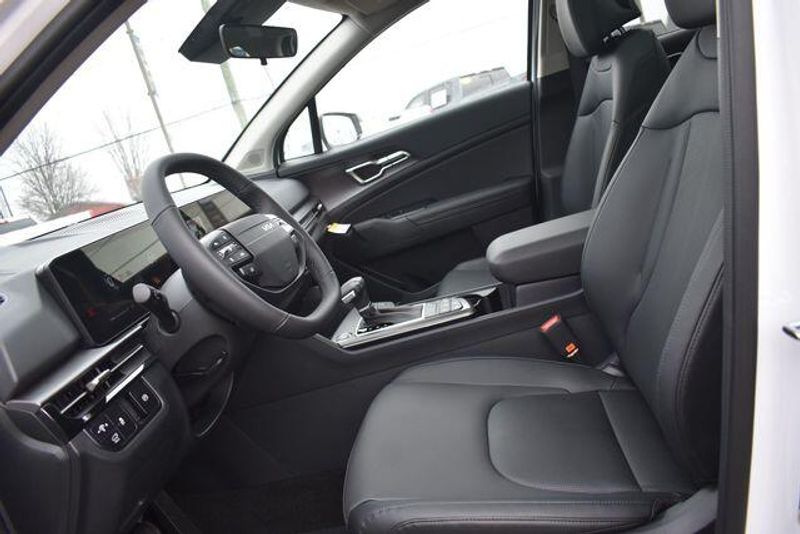 New 2026 Kia Sportage EXImage 24