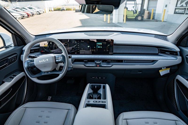 New 2026 Kia EV6 LightImage 20