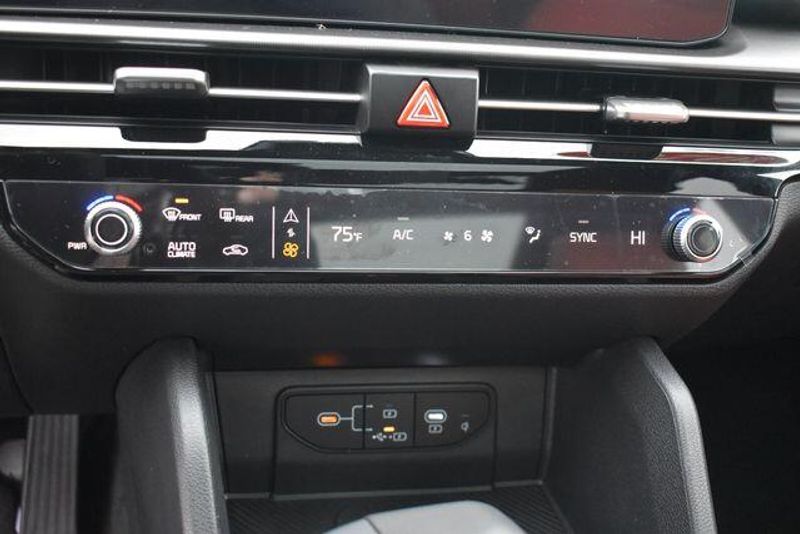 New 2026 Kia Sportage SX-PrestigeImage 34