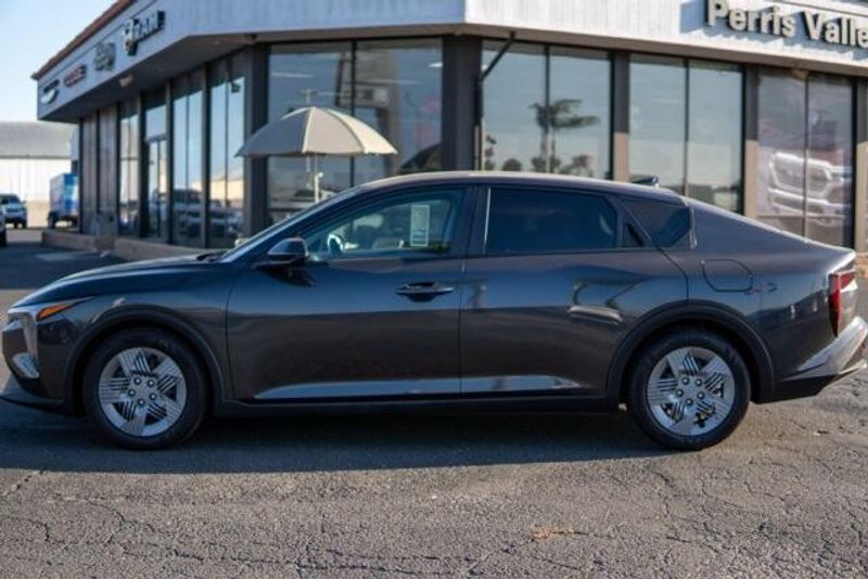 2025 Kia K4 LXImage 4
