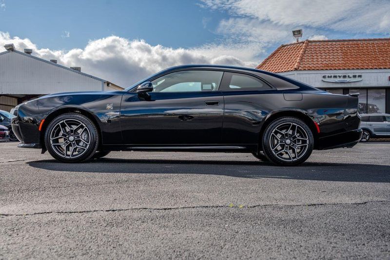 New 2026 Dodge Charger R/T Scat PackImage 4