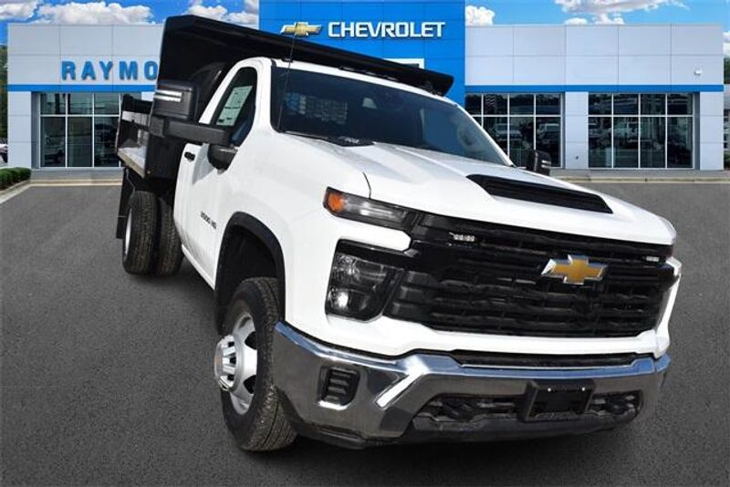 2025 Chevrolet Silverado 3500HD Work TruckImage 9