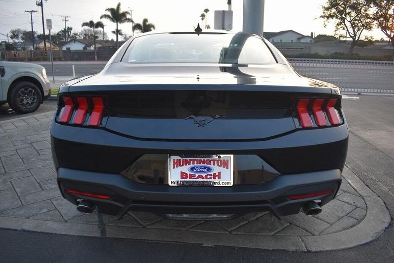 New 2025 Ford Mustang EcoBoostImage 6