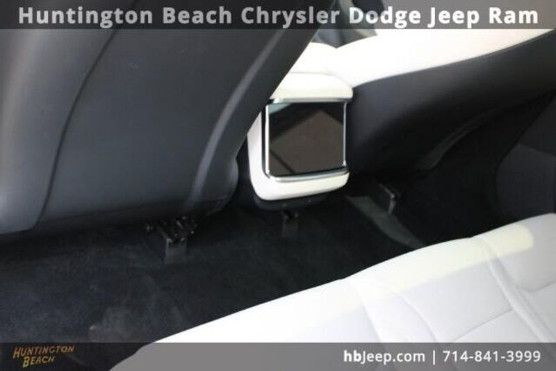 2023 Tesla Model S BaseImage 31