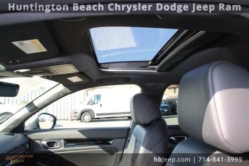 2022 Honda Civic Sport TouringImage 30