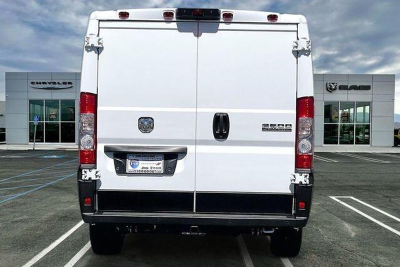 New 2026 RAM Promaster 2500 Slt Cargo Van Low Roof 136