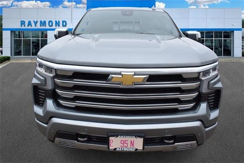 2025 Chevrolet Silverado 1500 High CountryImage 7