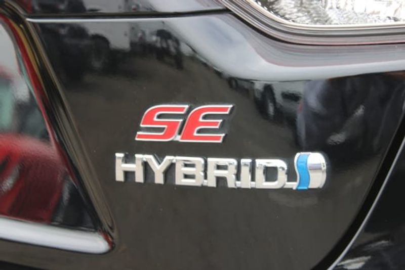 2023 Toyota Corolla Hybrid SE InfrareImage 6