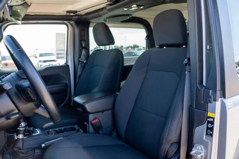 Used 2021 Jeep Wrangler Sport SImage 11