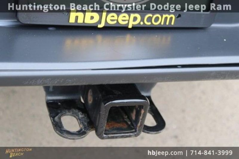 2021 Jeep Gladiator OverlandImage 8
