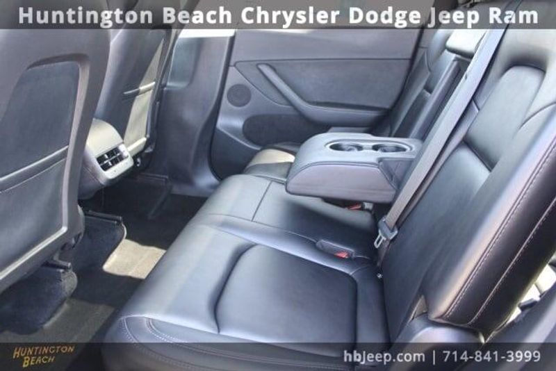 2023 Tesla Model Y Long RangeImage 36