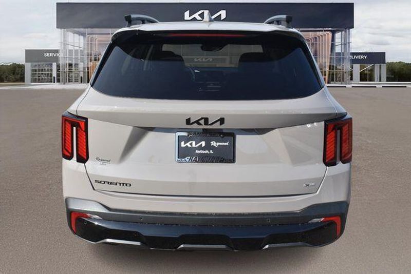 New 2026 Kia Sorento X-Line SXImage 5