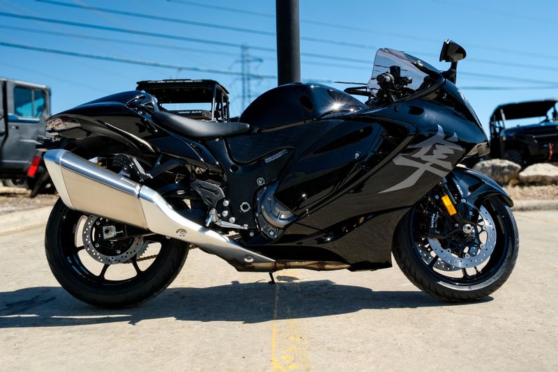 2025 SUZUKI HAYABUSA GLASS SPARKLE BLACK 