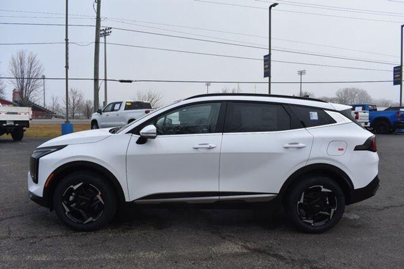 New 2026 Kia Sportage EXImage 7