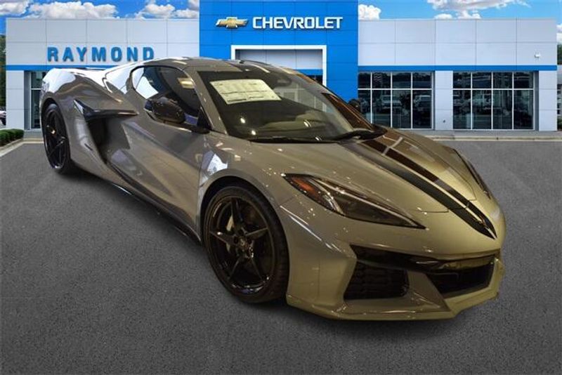 2025 Chevrolet Corvette E-RayImage 10