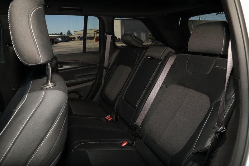 2024 Jeep Grand Cherokee LaredoImage 31