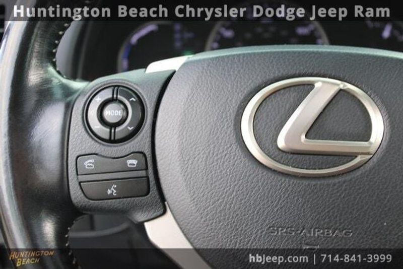 2017 Lexus CT 200hImage 20