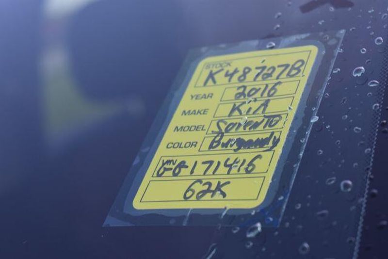 Used 2016 Kia Sorento LXImage 33